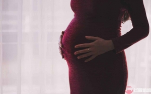 输卵管堵塞不孕能去泰国做三代试管选男孩吗？顺利好孕？